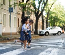 Schulweg-Check: Sicherheit im Straßenverkehr für Erstklässler:innen 