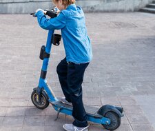 Mobilitätsbildung an Schulen: Mehrheit für „E-Scooter-Führerschein“